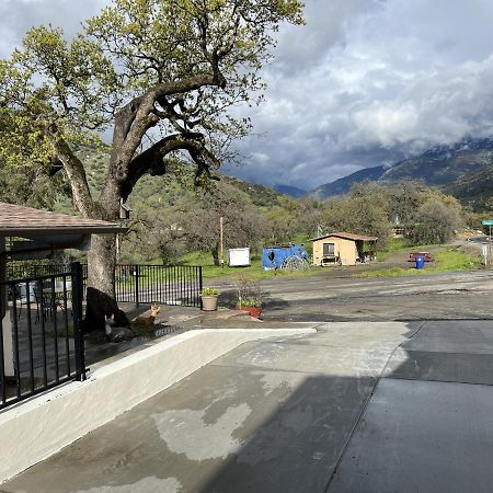 Sierra Lodge Three Rivers Εξωτερικό φωτογραφία