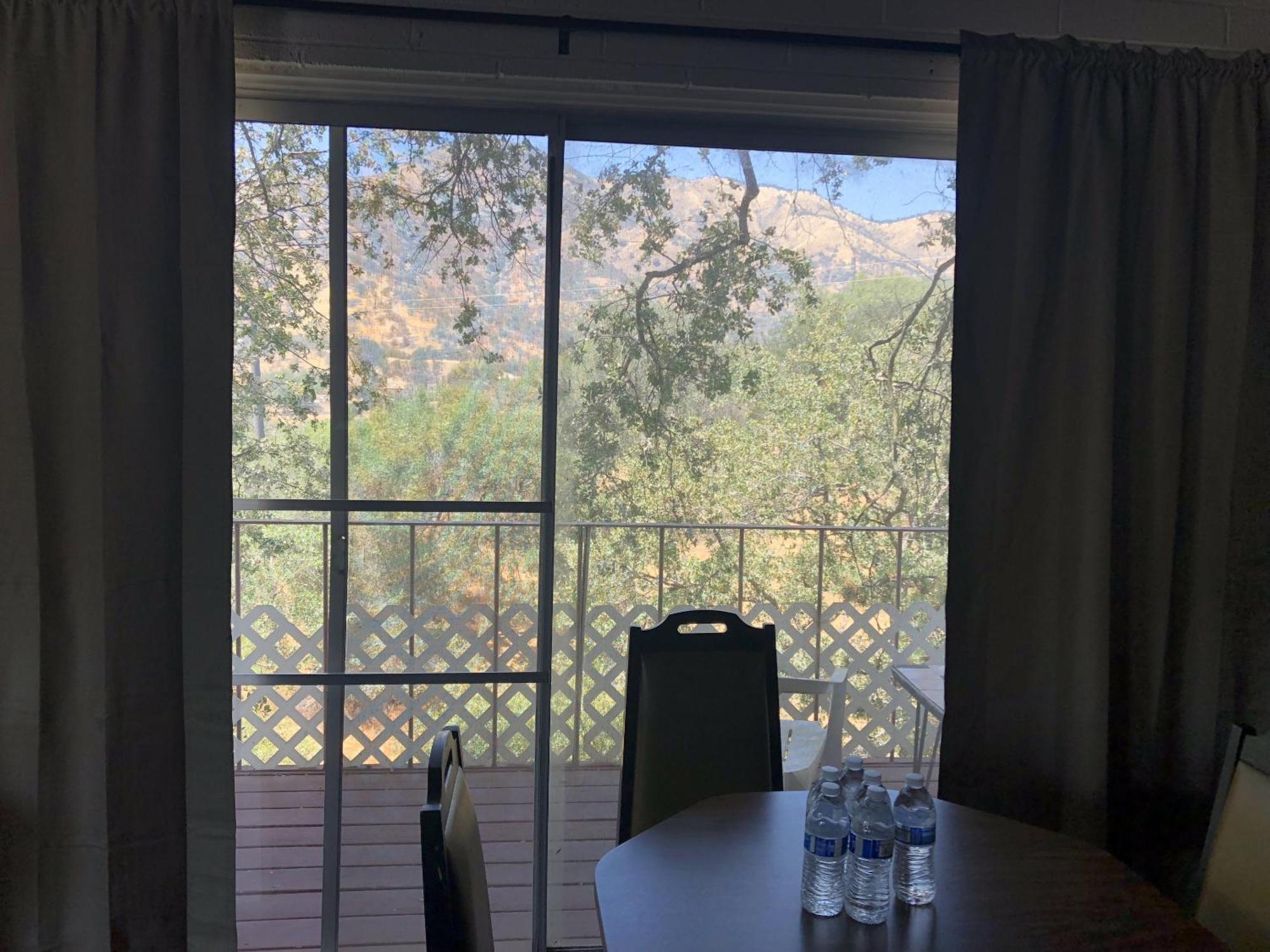 Sierra Lodge Three Rivers Δωμάτιο φωτογραφία